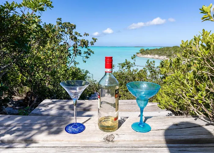 Secluded Escape, Ocean Views, Plunge Pool And Hot Tub, Overlooking Scenic Turquoise Waters