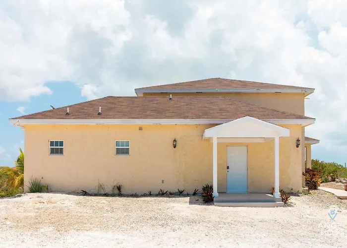 Charming Guest House Near Chalk Sound And The Beach